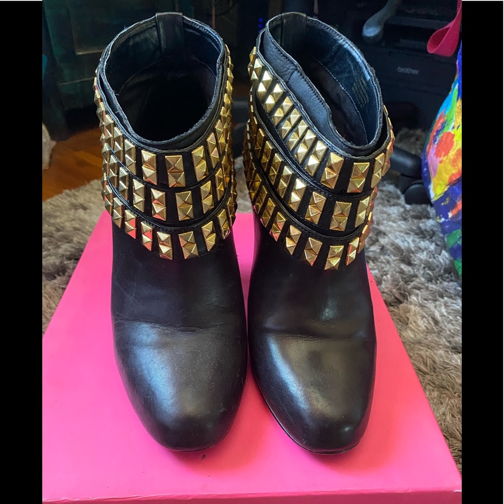Betsey Johnson Booties